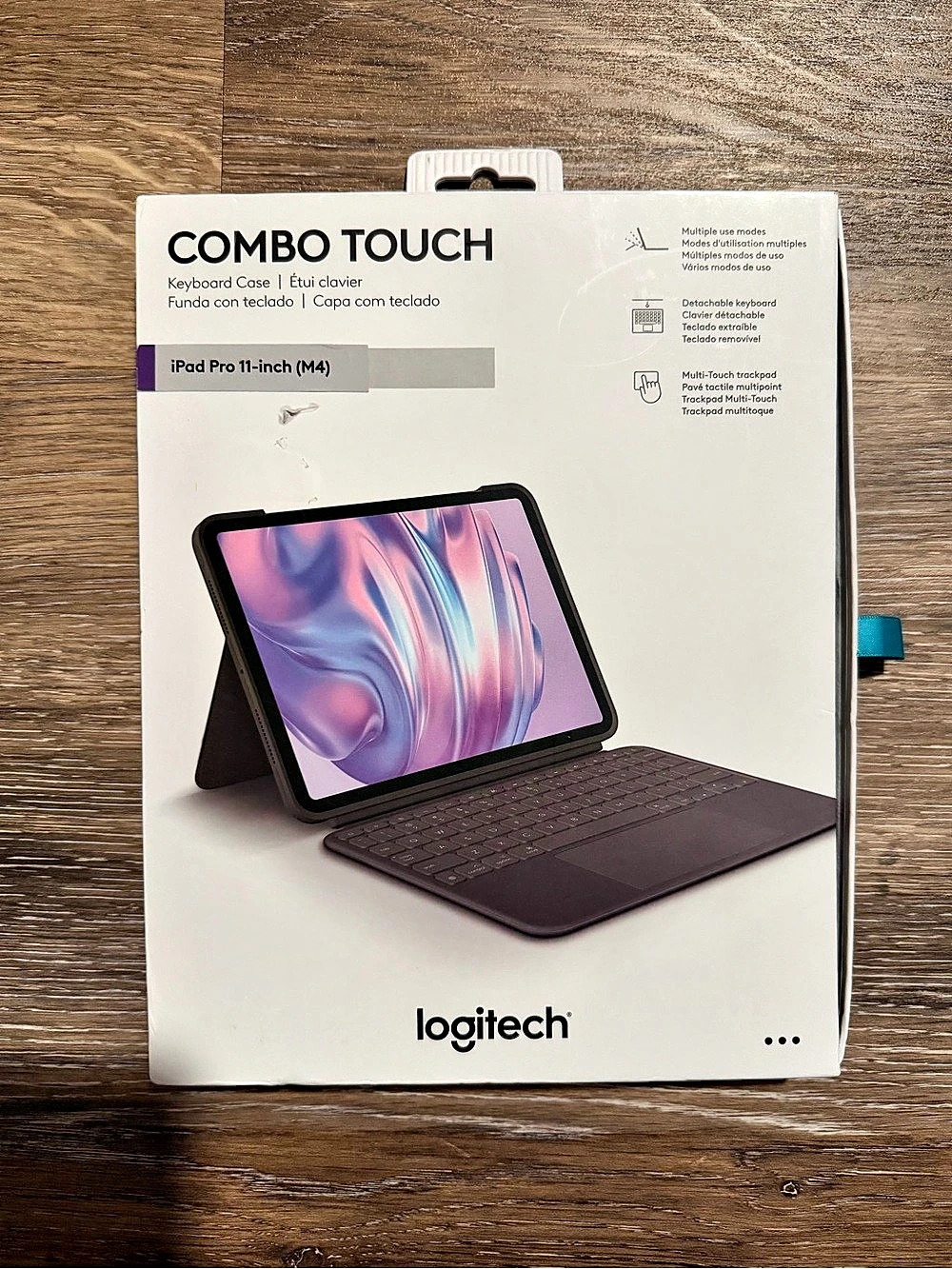 Logitech Combo Touch ) NWT